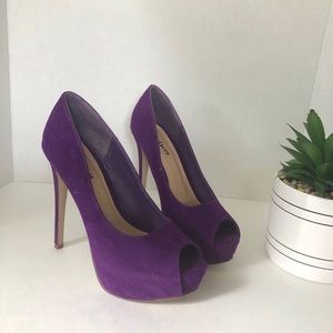OPEN-TOE PLATFORM HEELS